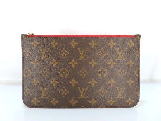 LOUIS VUITTON Unidentified Monogram Louis Vuitton Neverfull Pouch / Brown Monogram Canvas / Gold Hardware Pouch