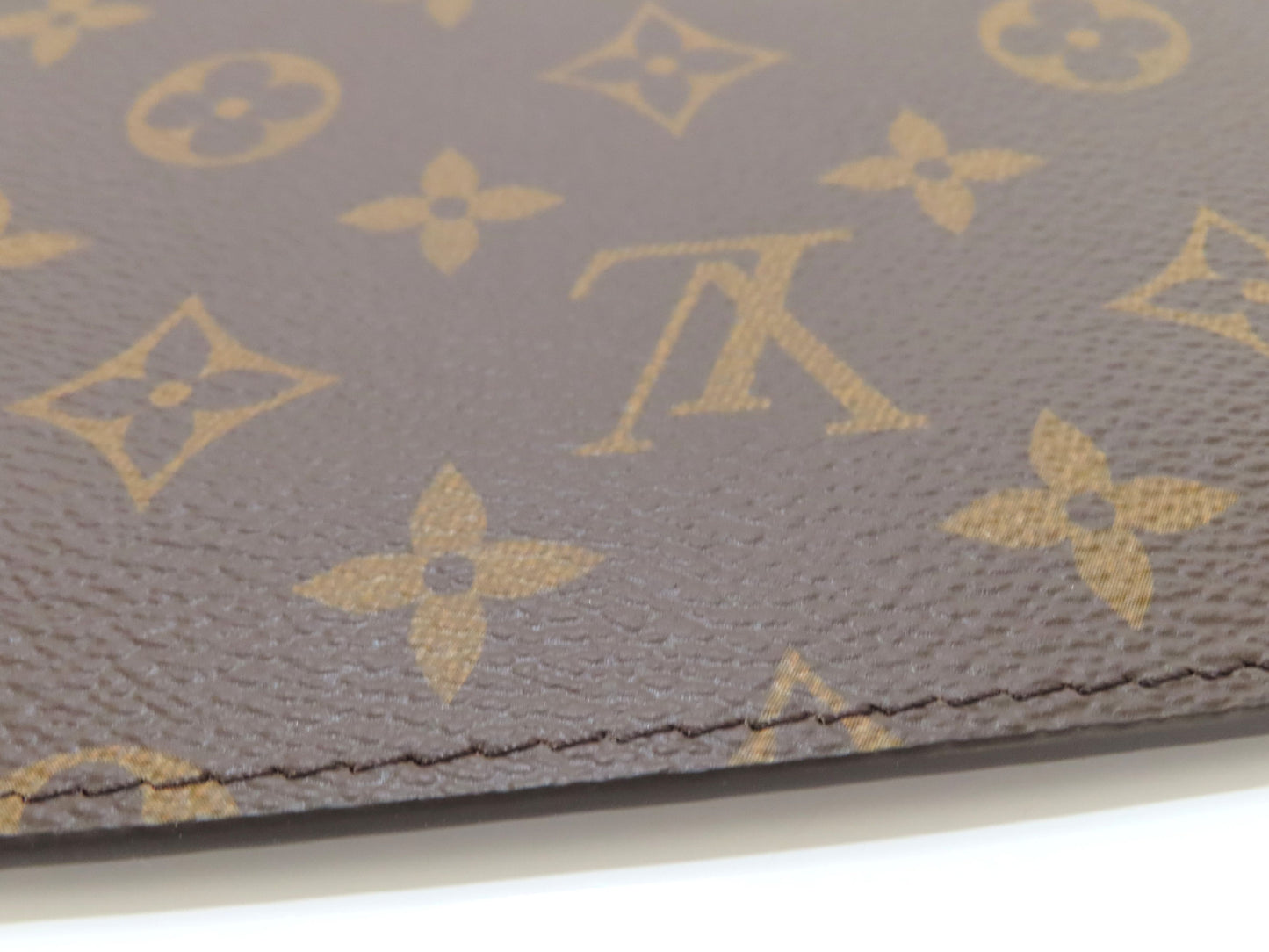 LOUIS VUITTON Unidentified Monogram Louis Vuitton Neverfull Pouch / Brown Monogram Canvas / Gold Hardware Pouch