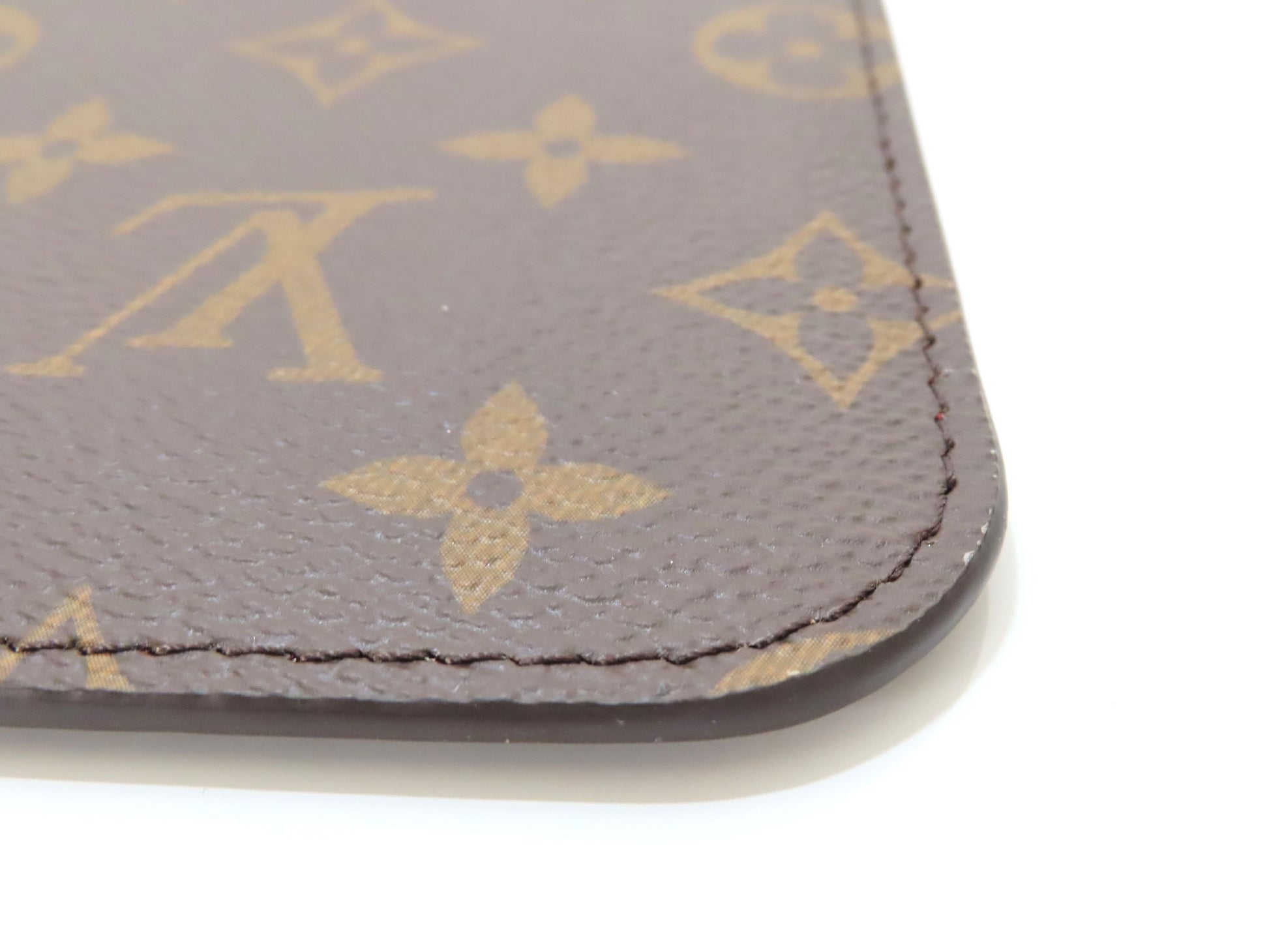 LOUIS VUITTON Unidentified Monogram Louis Vuitton Neverfull Pouch / Brown Monogram Canvas / Gold Hardware Pouch