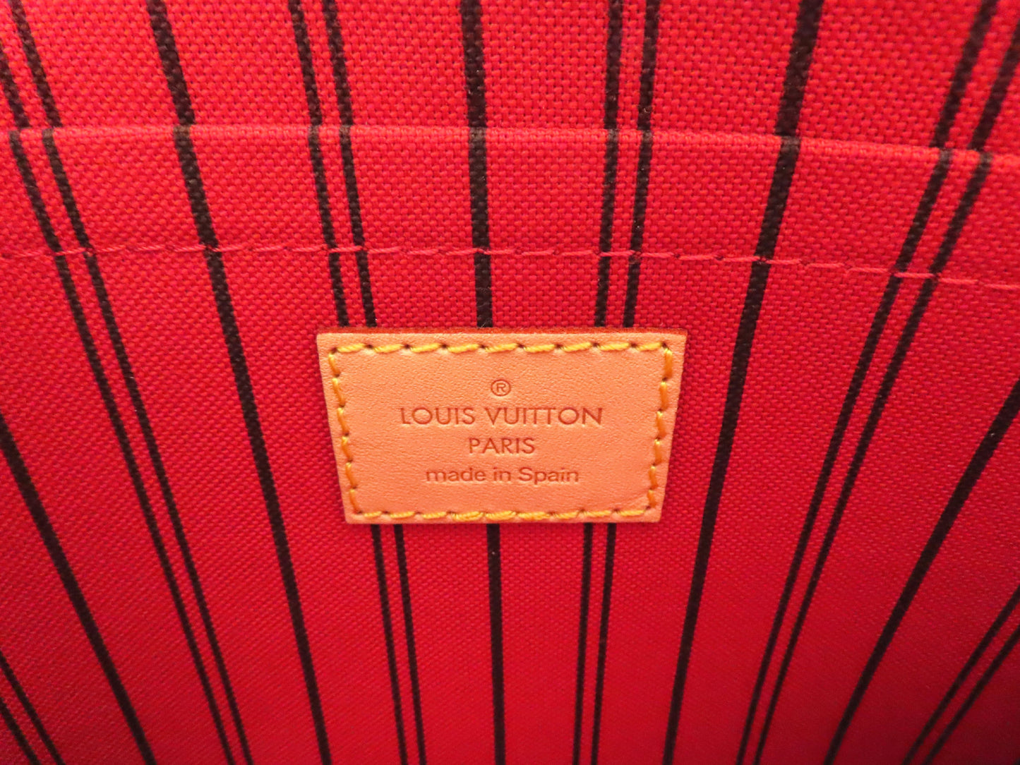 LOUIS VUITTON Unidentified Monogram Louis Vuitton Neverfull Pouch / Brown Monogram Canvas / Gold Hardware Pouch