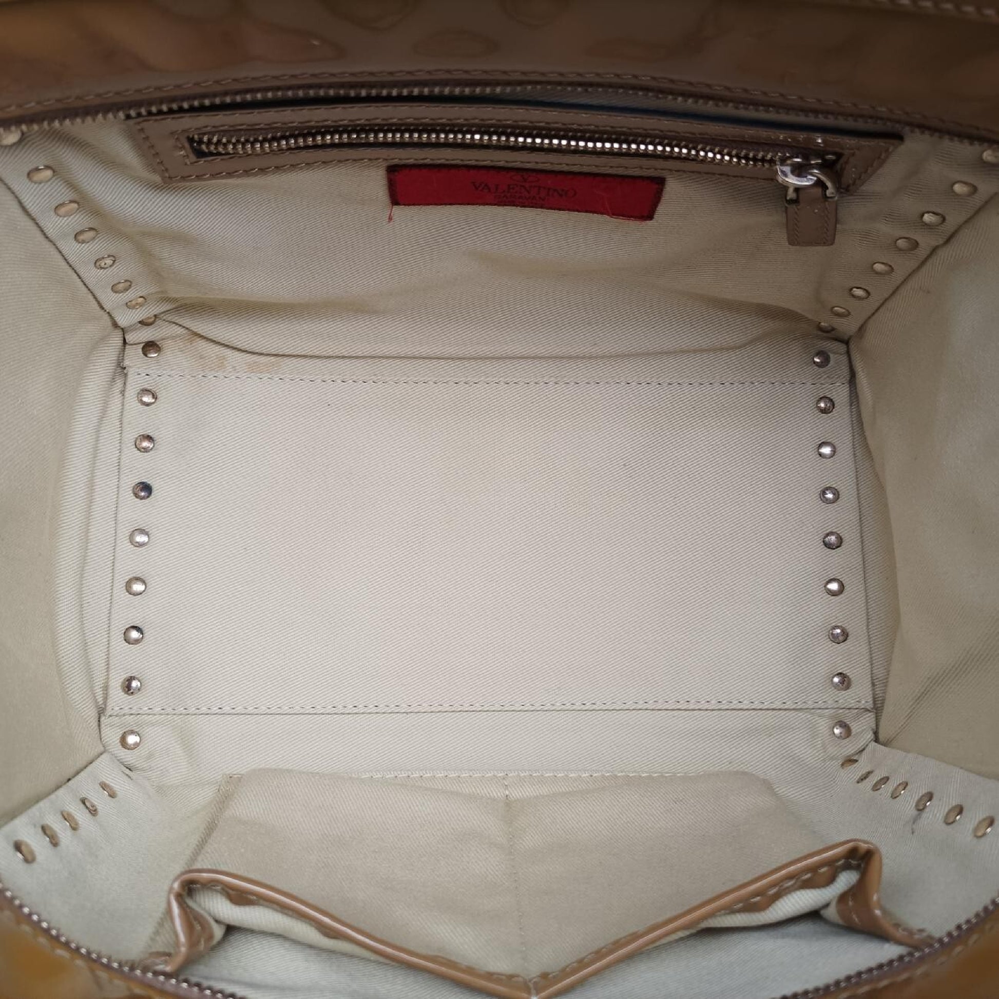 VALENTINO Rockstud Beige Patent BGF540VNE1 Shoulder Bag