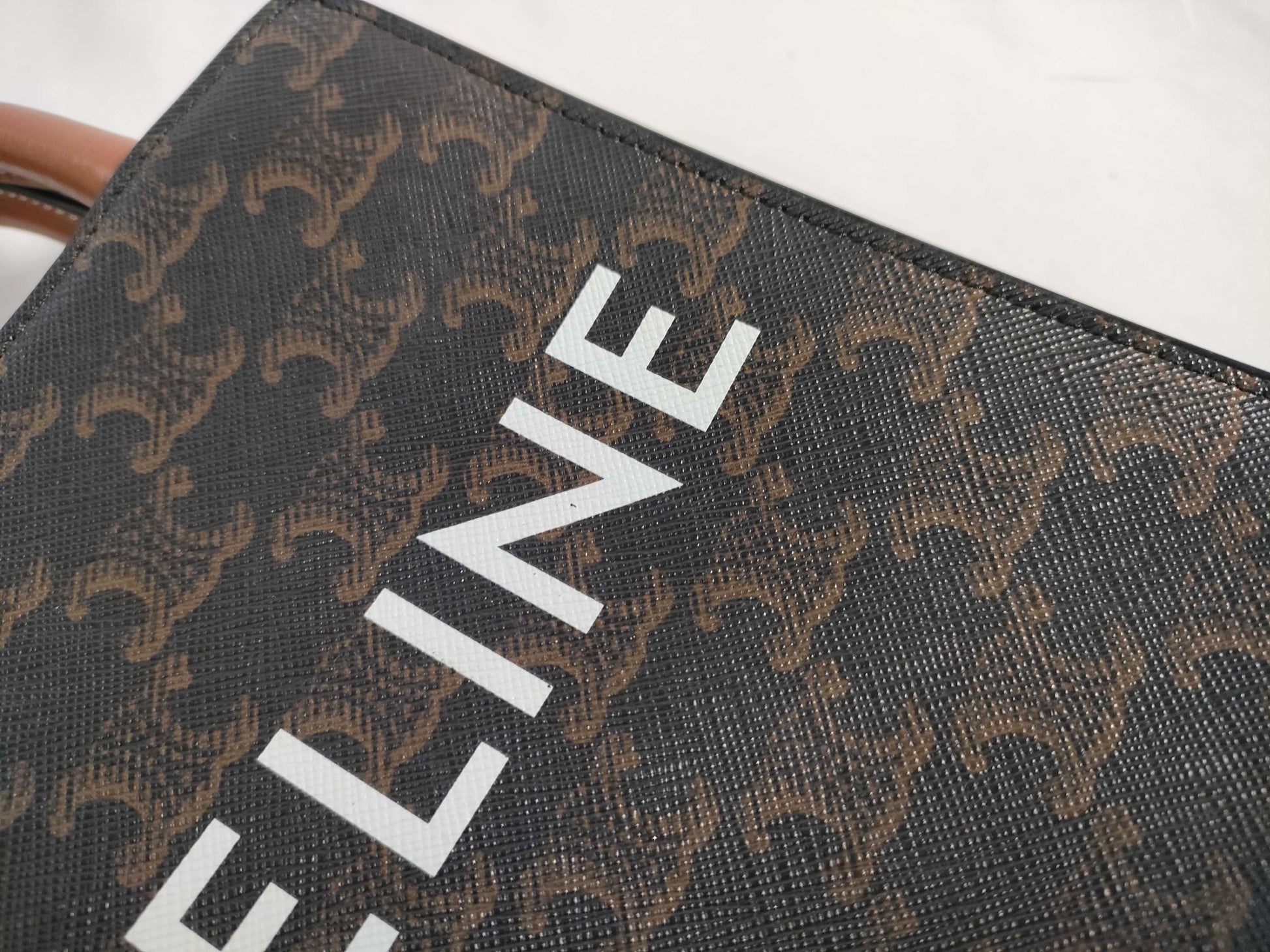 CELINE Vertical Cabas 2-way Shoulder Bag/Handbag