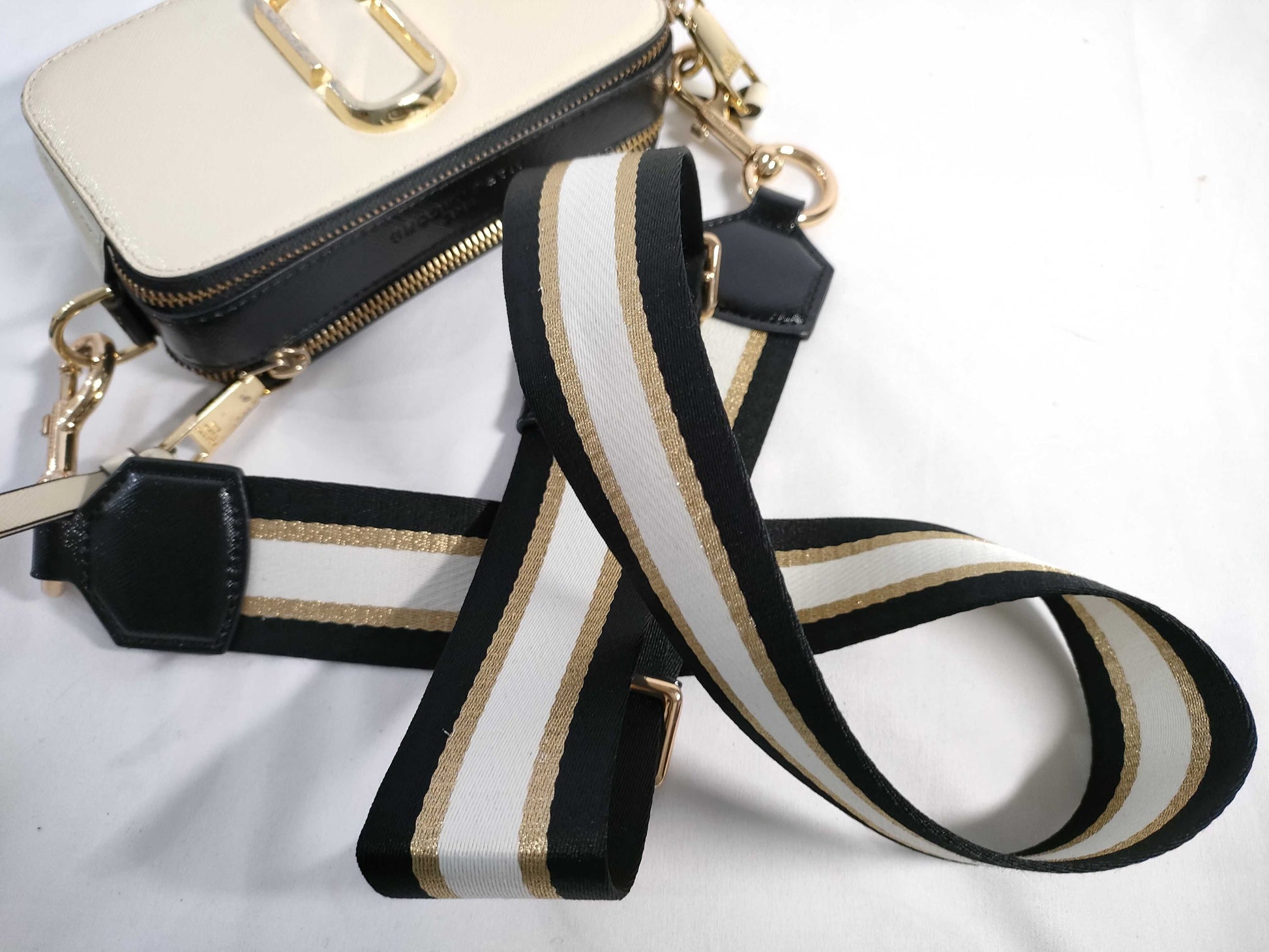 MARC JACOBS Snapshot Shoulder Bag