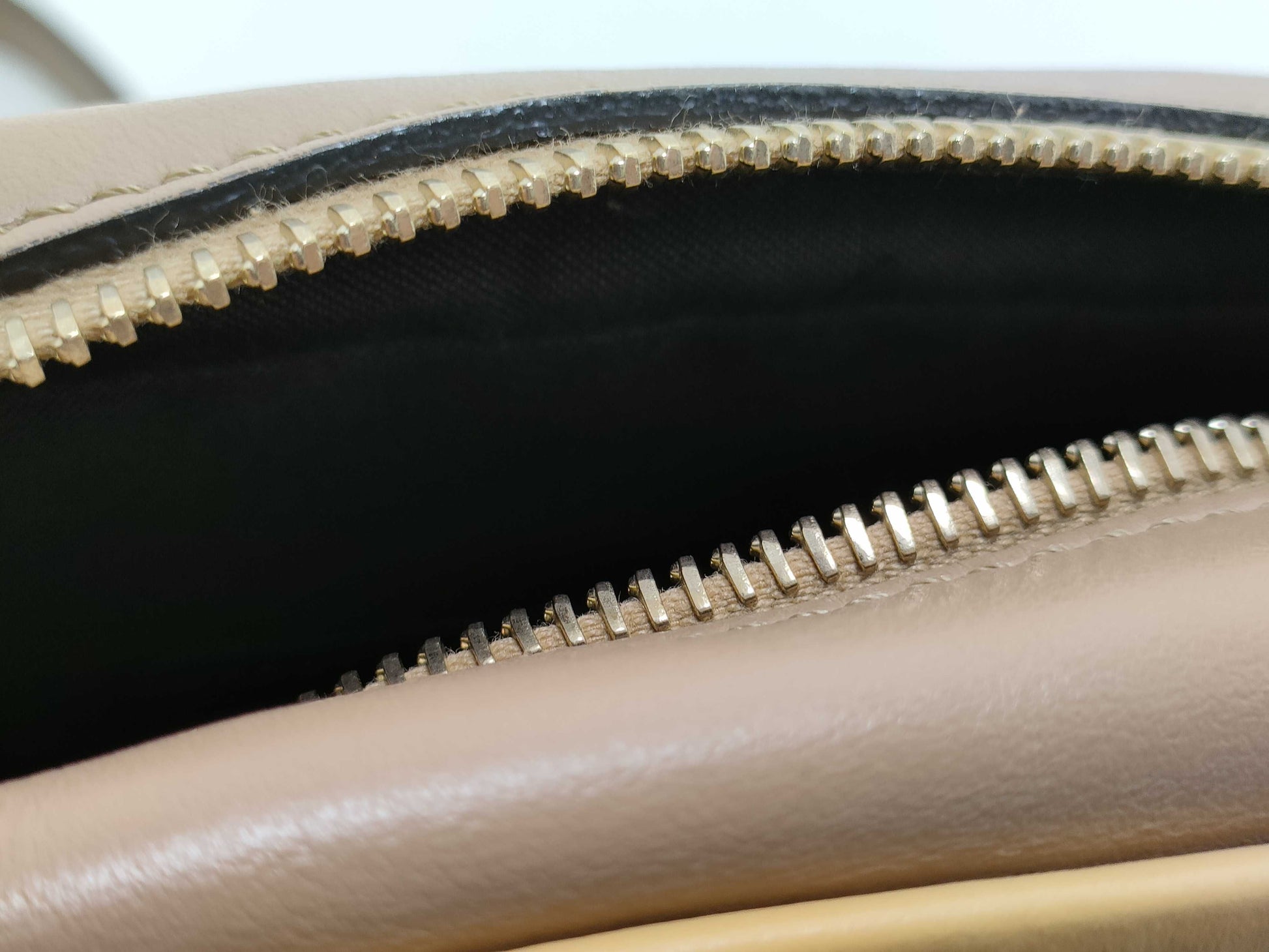 FENDI Pochette Cam Shoulder Bag