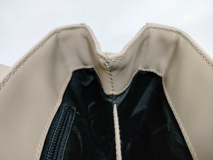 Salvatore Ferragamo Gancini Ferragamo Gancini Shoulder Bag in Beige with Strap