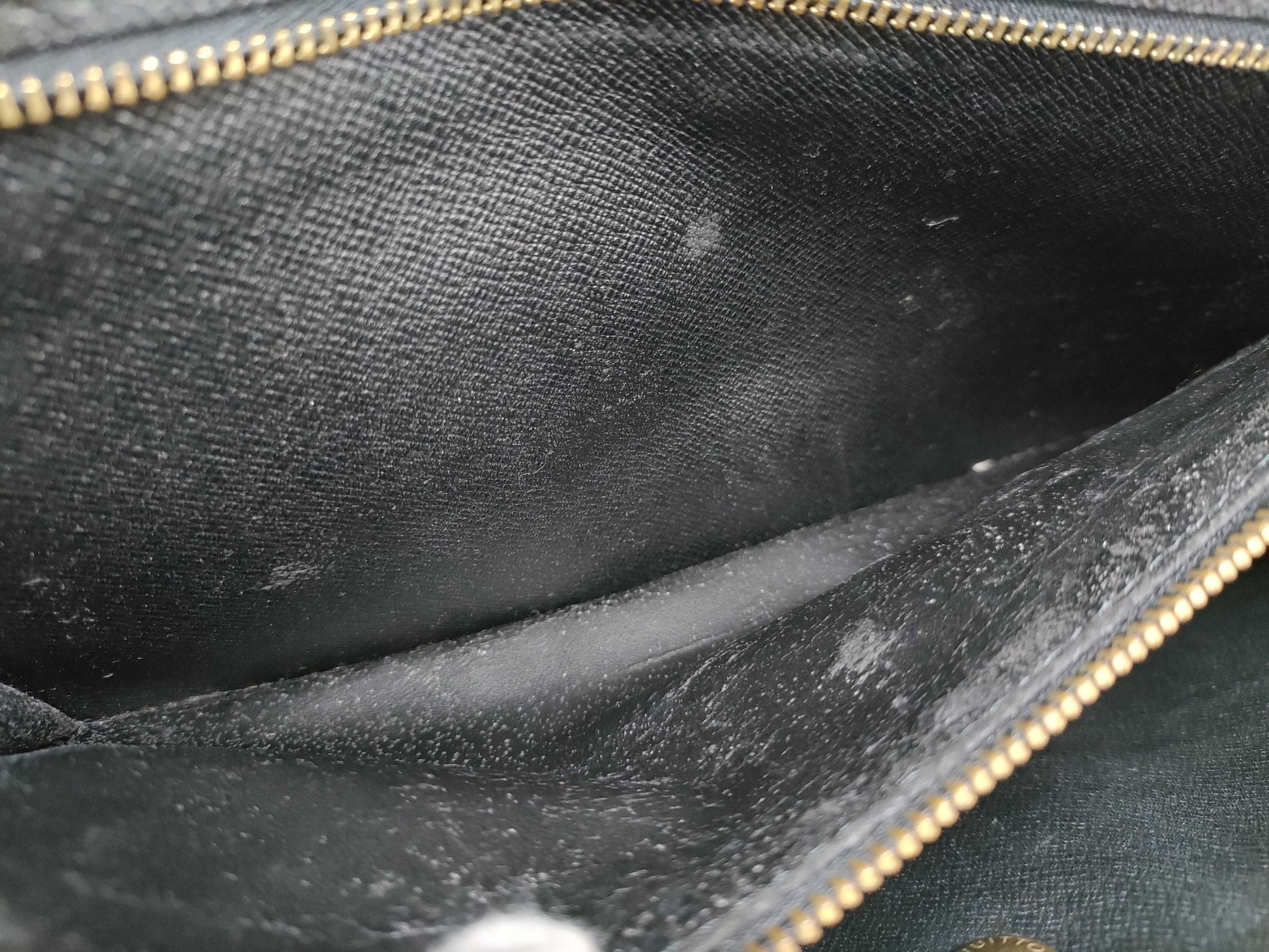 LOUIS VUITTON Epi Leather Clutch Bag