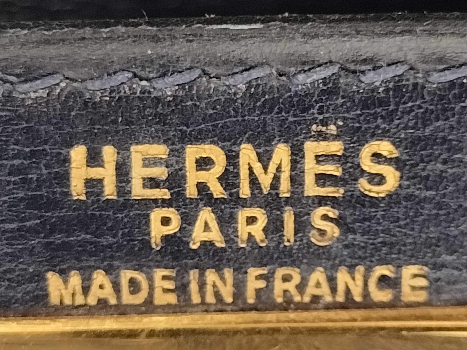 HERMES Kelly 28 Navy Box Calf Leather with Gold Hardware Handbag