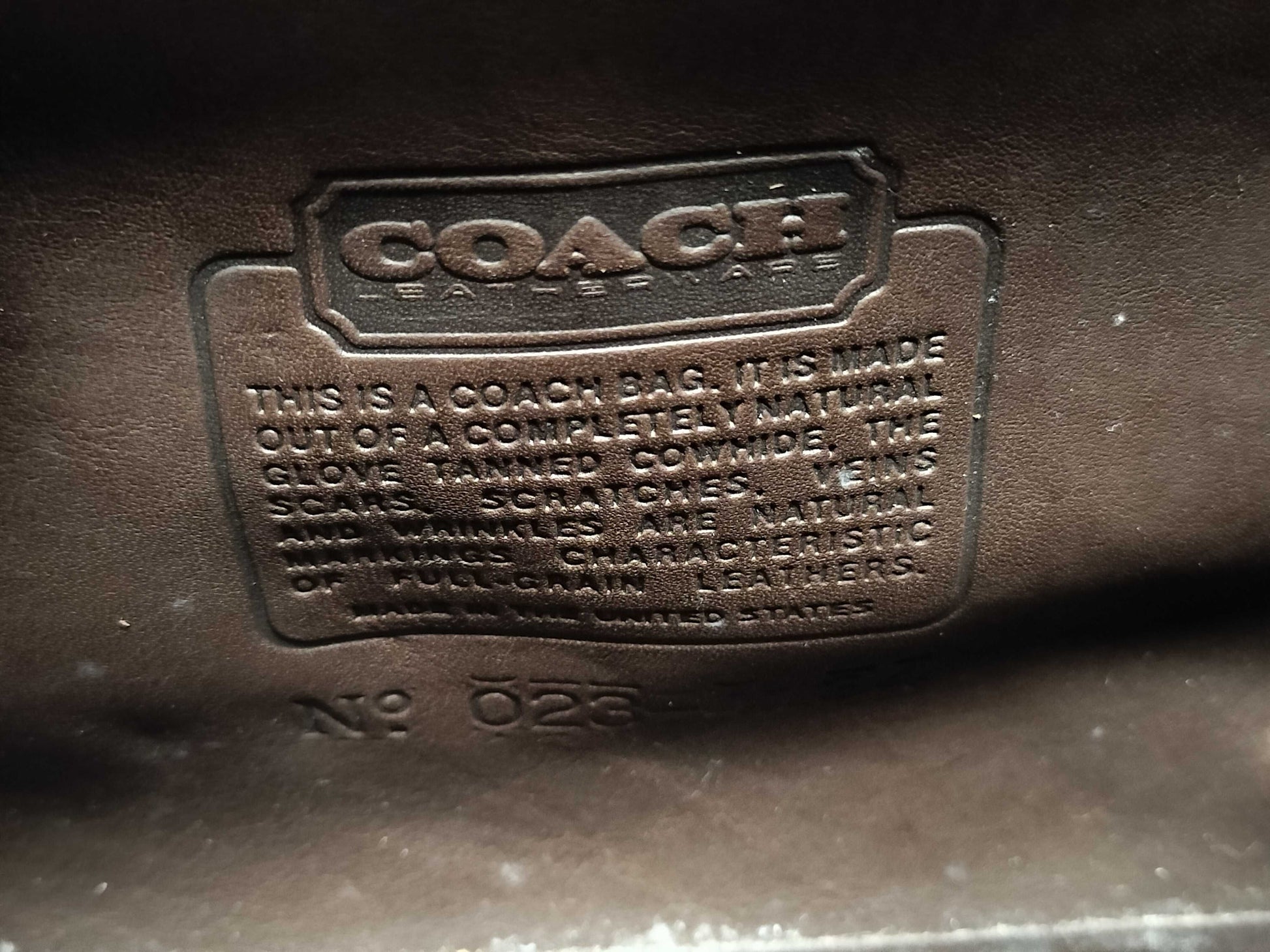 COACH Old Coach All Leather Brown Shoulder Bag