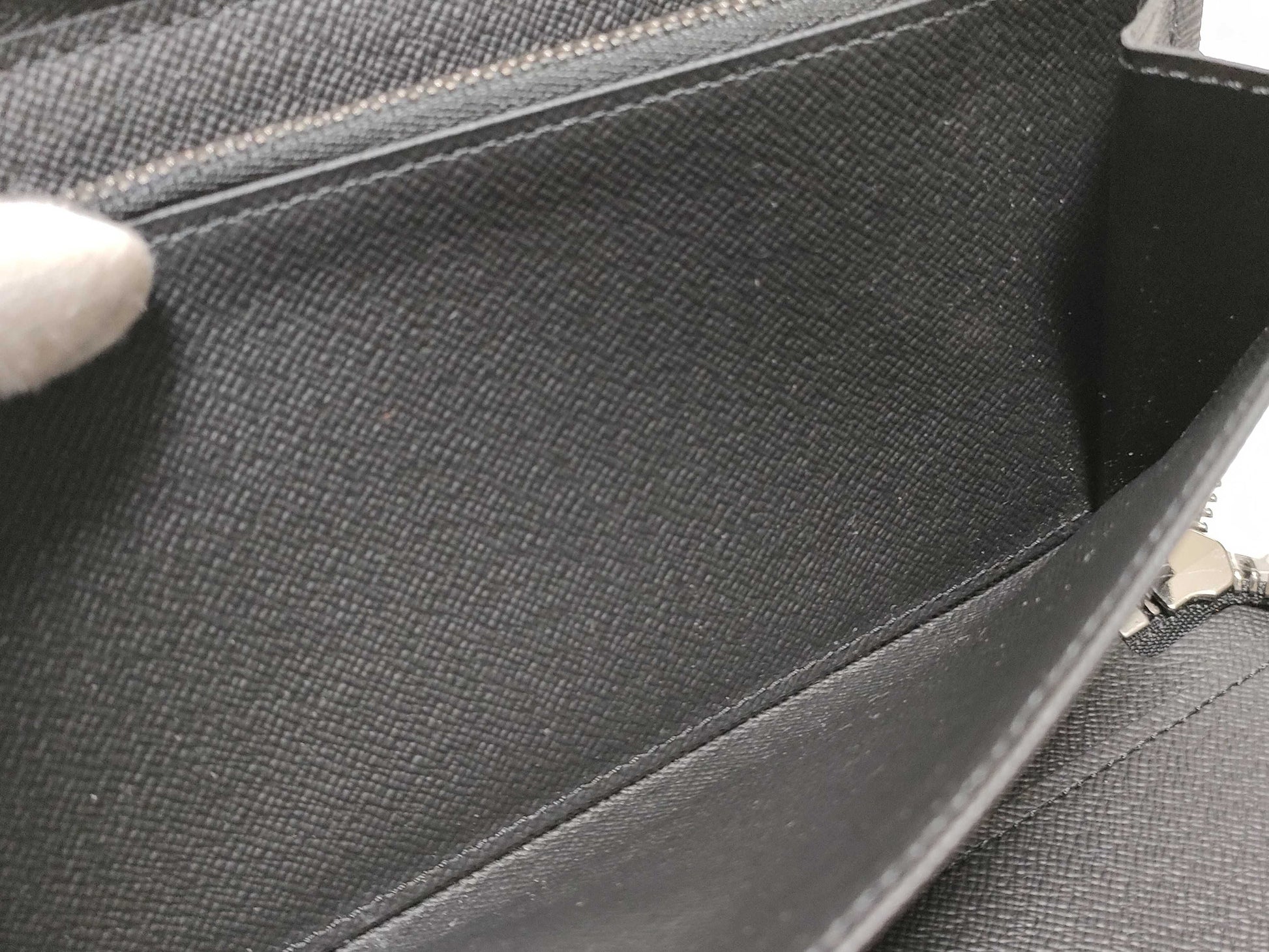 LOUIS VUITTON RFID confirmed, serial number not confirmed, Monogram Louis Vuitton Zippy Organizer NM Monogram Eclipse M82081 RFID wallet
