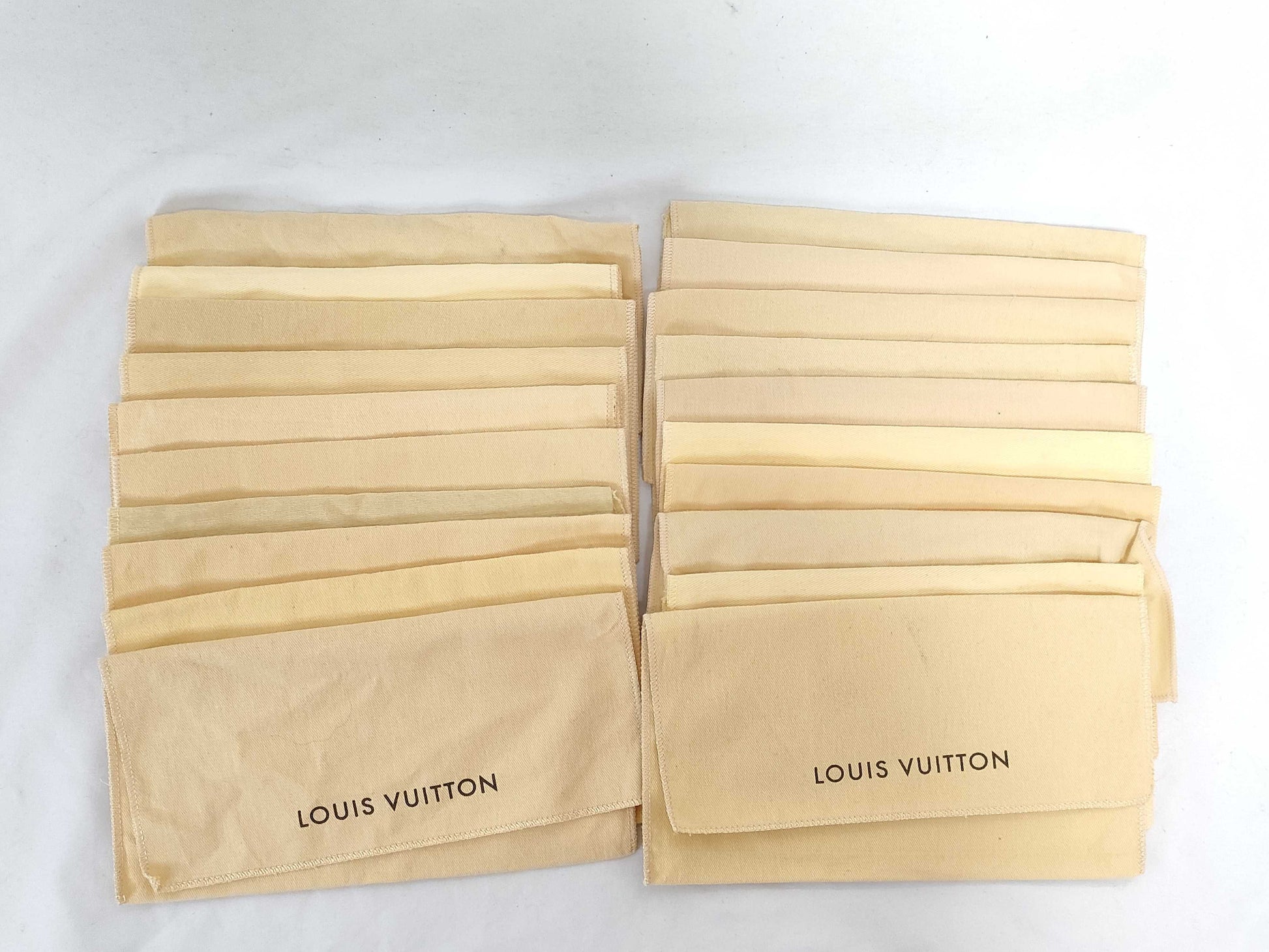 LOUIS VUITTON LOUIS VUITTON LOUIS VUITTON Dust Bags Dust Bags Dust Bags Other Accessories