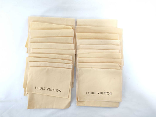 LOUIS VUITTON LOUIS VUITTON LOUIS VUITTON Dust Bags Dust Bags Dust Bags Other Accessories