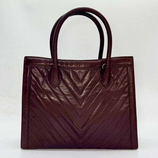 CHANEL Lambskin V-Stitch Handbag Brown 