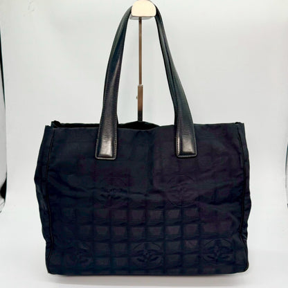 CHANEL New Travel Line Black Tote Bag 7394058