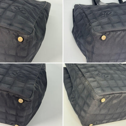 CHANEL New Travel Line Black Tote Bag 9073425