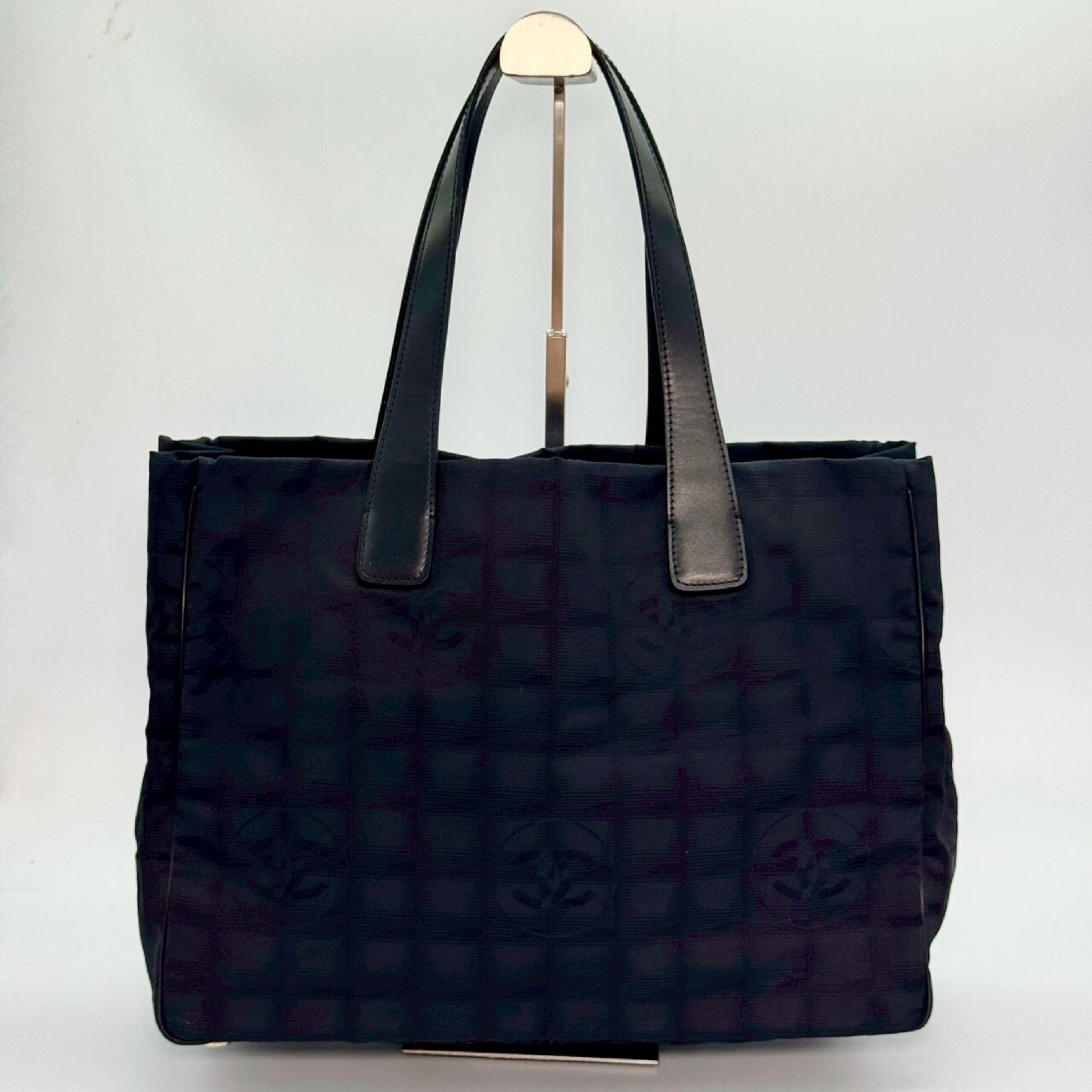 CHANEL New Travel Line Black Tote Bag 9073425