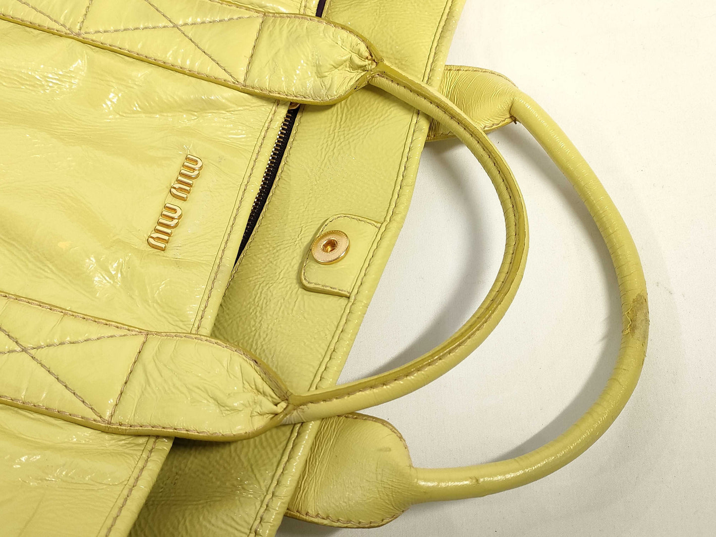 Miu Miu Miu Miu Enamel 2-Way Bag Light Green Handbag