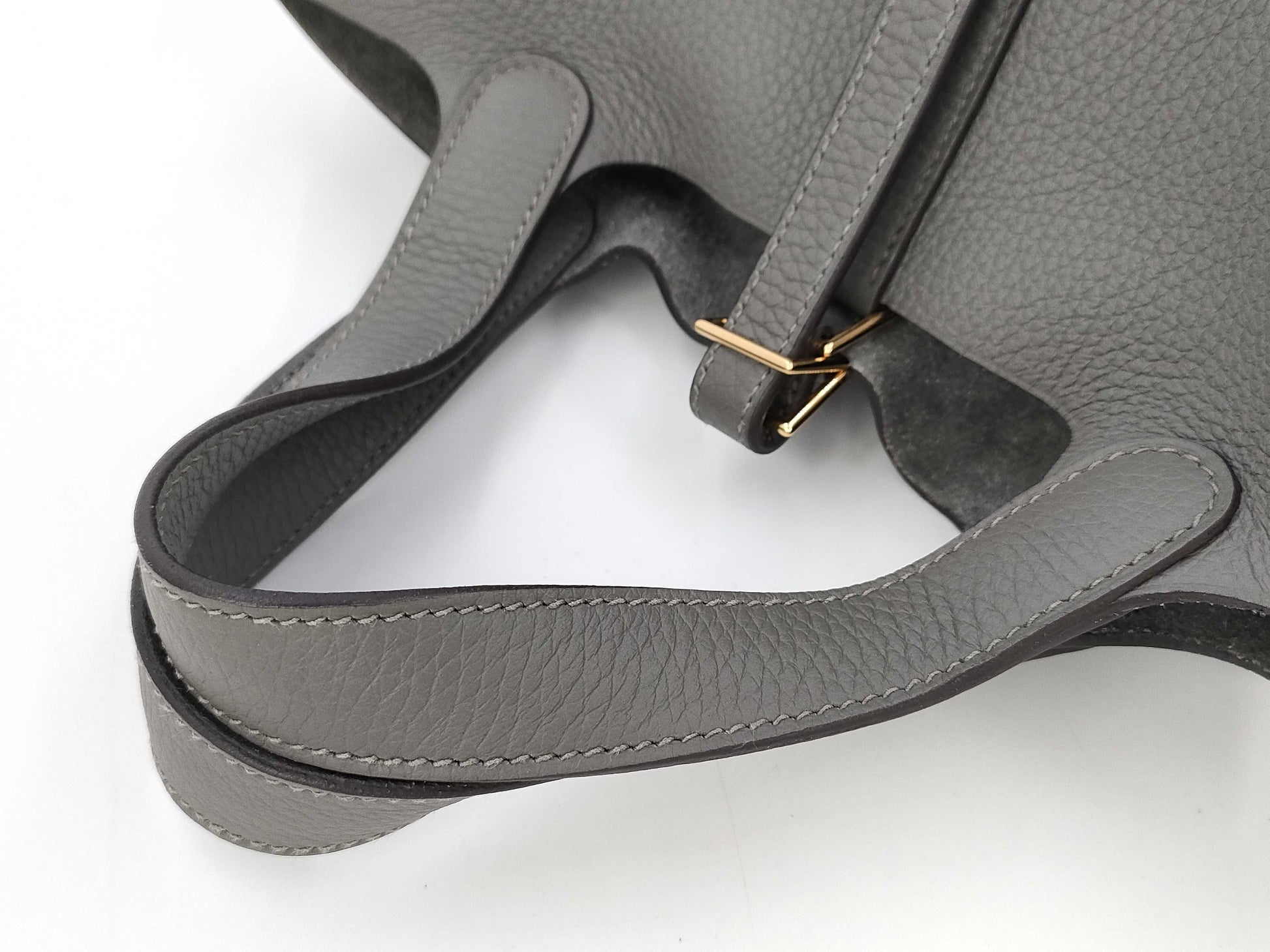 HERMES Picotin Lock PM Taurillon Gray Handbag with U Stamp 2022