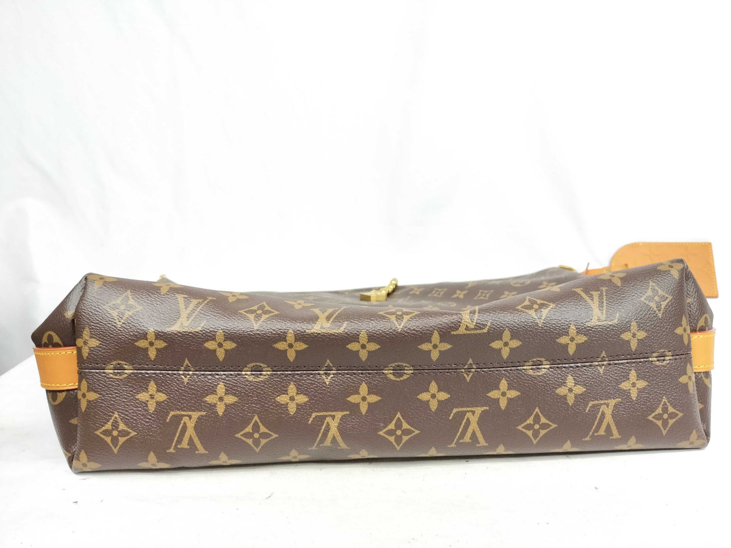 LOUIS VUITTON RFID Verified, Serial Number Unverifiable, Monogram M14018 Vagabond Hobo Shoulder Bag