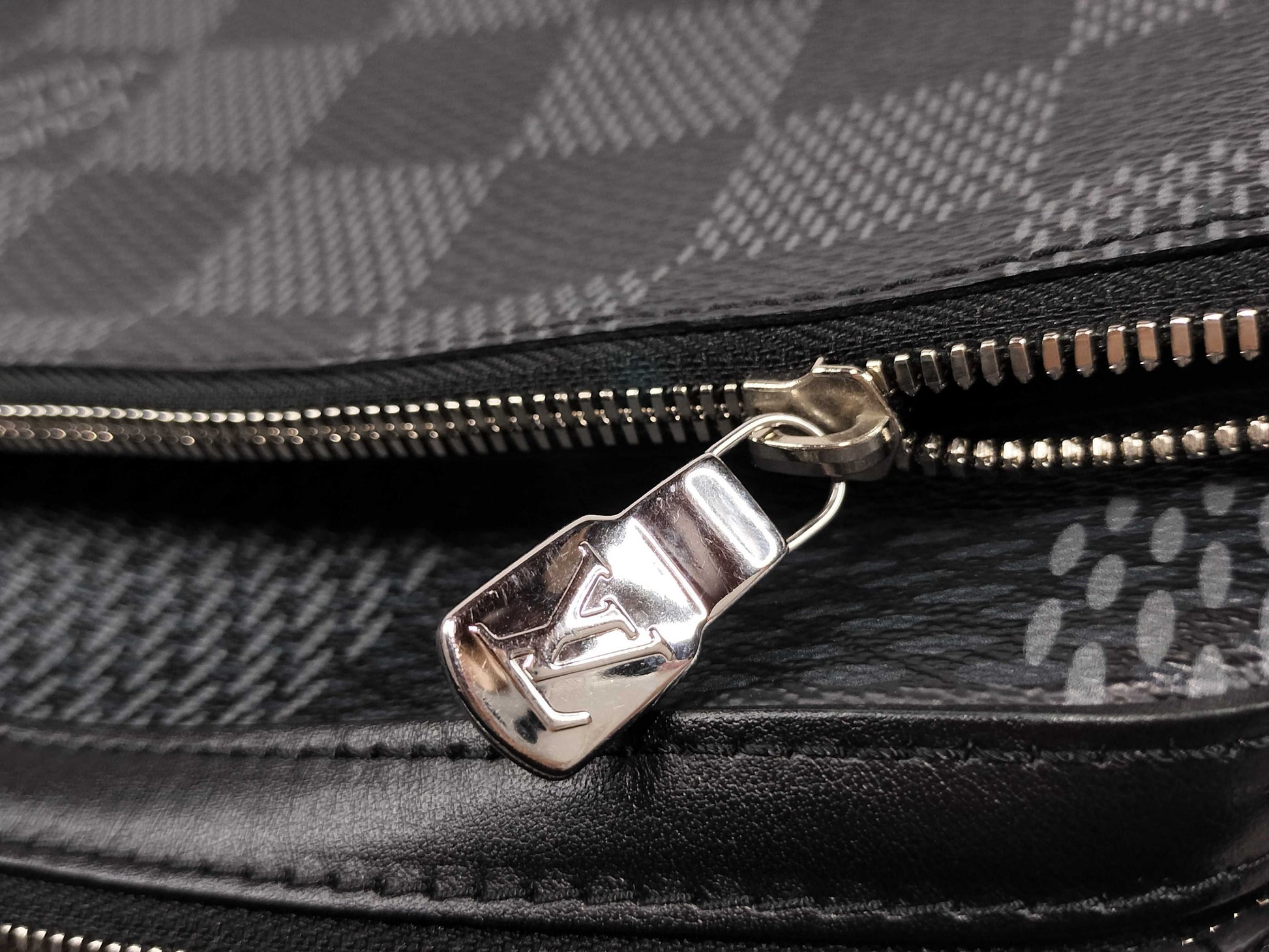 LOUIS VUITTON RFID Unverifiable Serial Number Unverifiable N50017 Trio Messenger Shoulder Bag