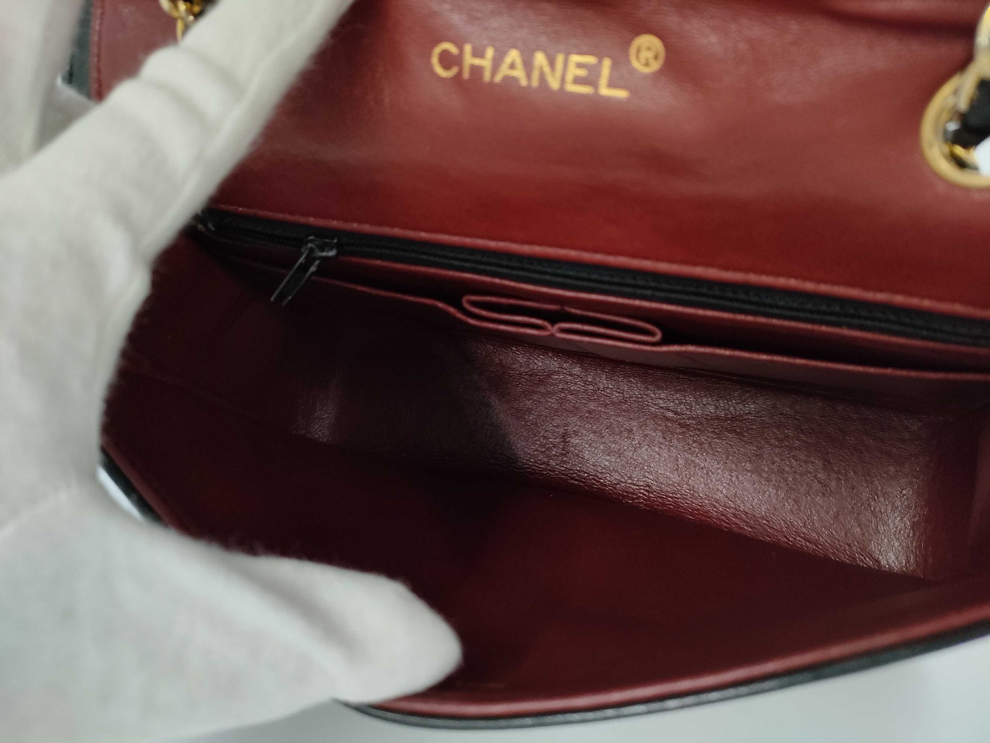 CHANEL Matelasse Chain Shoulder Bag