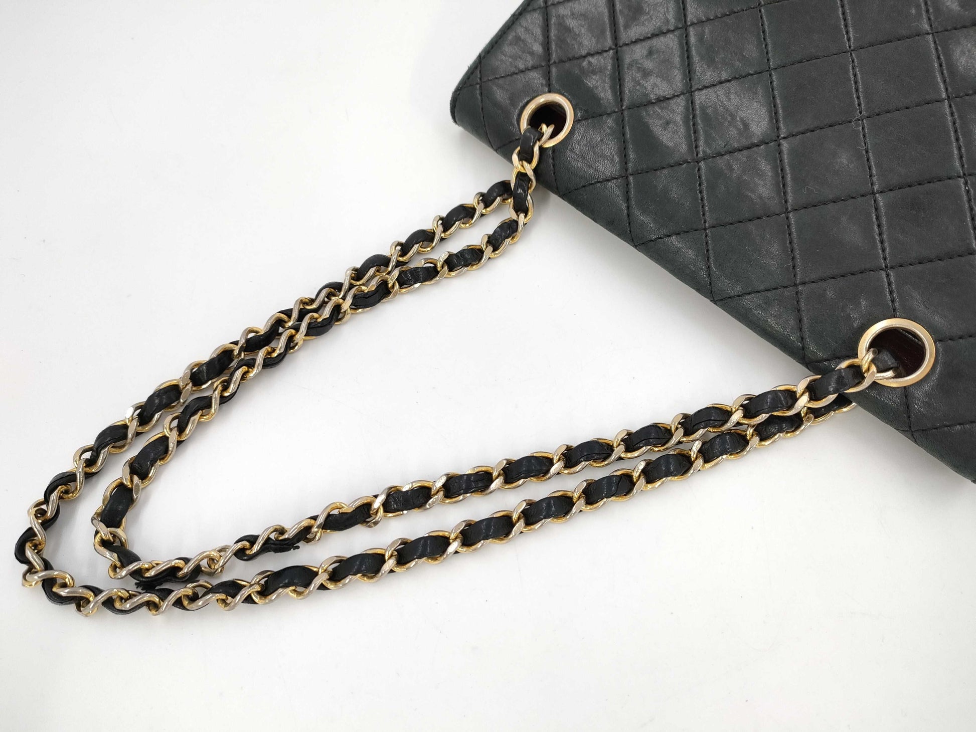 CHANEL Matelasse Chain Shoulder Bag