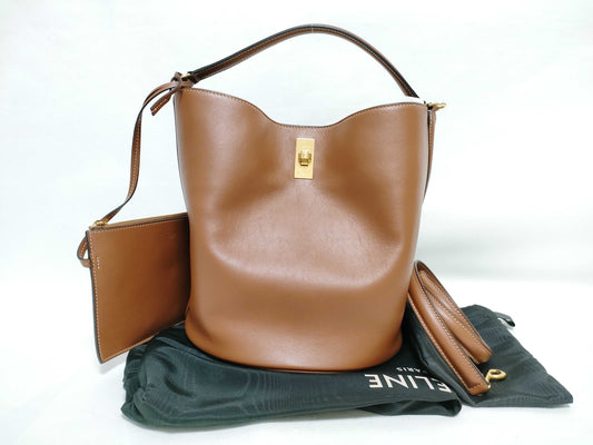 CELINE Bucket 16 Shoulder Bag