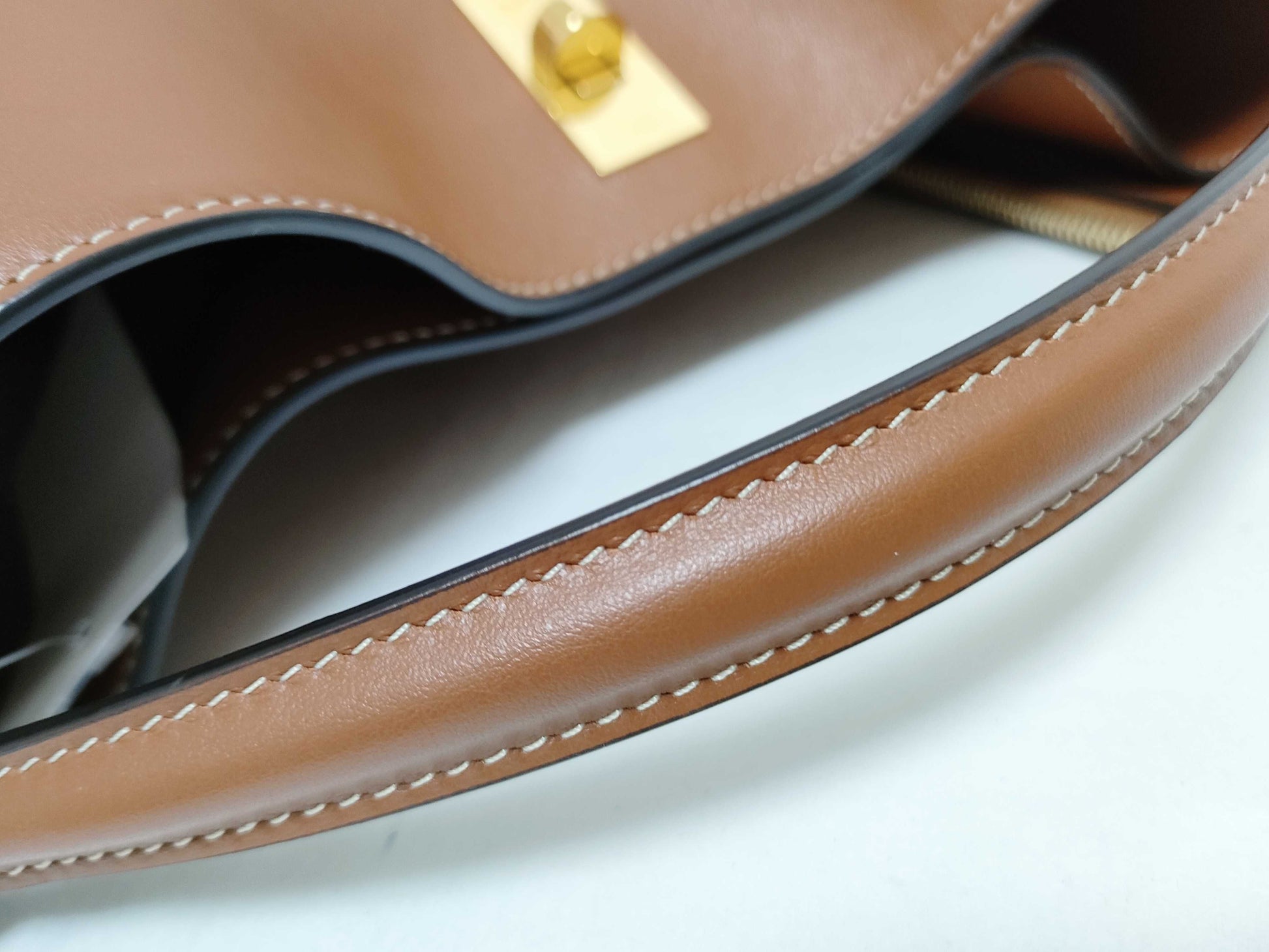 CELINE Bucket 16 Shoulder Bag