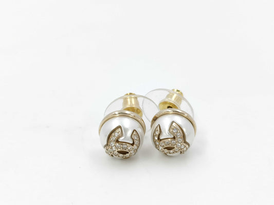 CHANEL pearl earrings