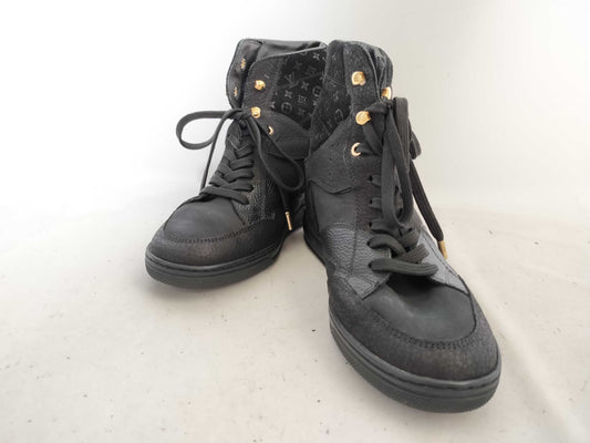 LOUIS VUITTON GO0183 Louis Vuitton Women's Shoes Sneakers Size 38 Black Sneakers