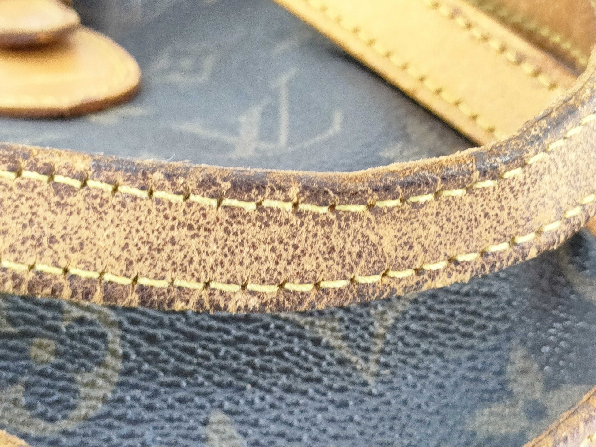 LOUIS VUITTON [Serial Number] RFID Unverifiable Monogram LOUIS VUITTON Monogram M42238 Petit Bucket Tote Bag Tote Bag