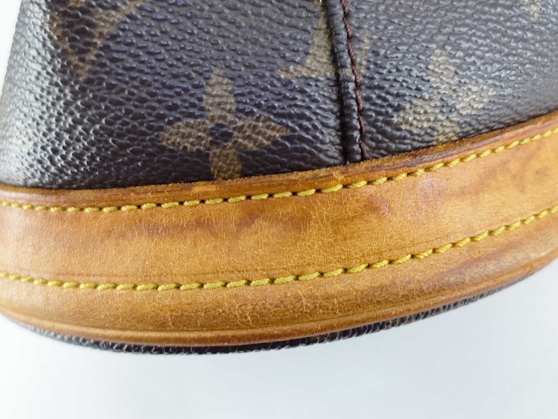 LOUIS VUITTON [Serial Number] RFID Unverifiable Monogram LOUIS VUITTON Monogram M42238 Petit Bucket Tote Bag Tote Bag
