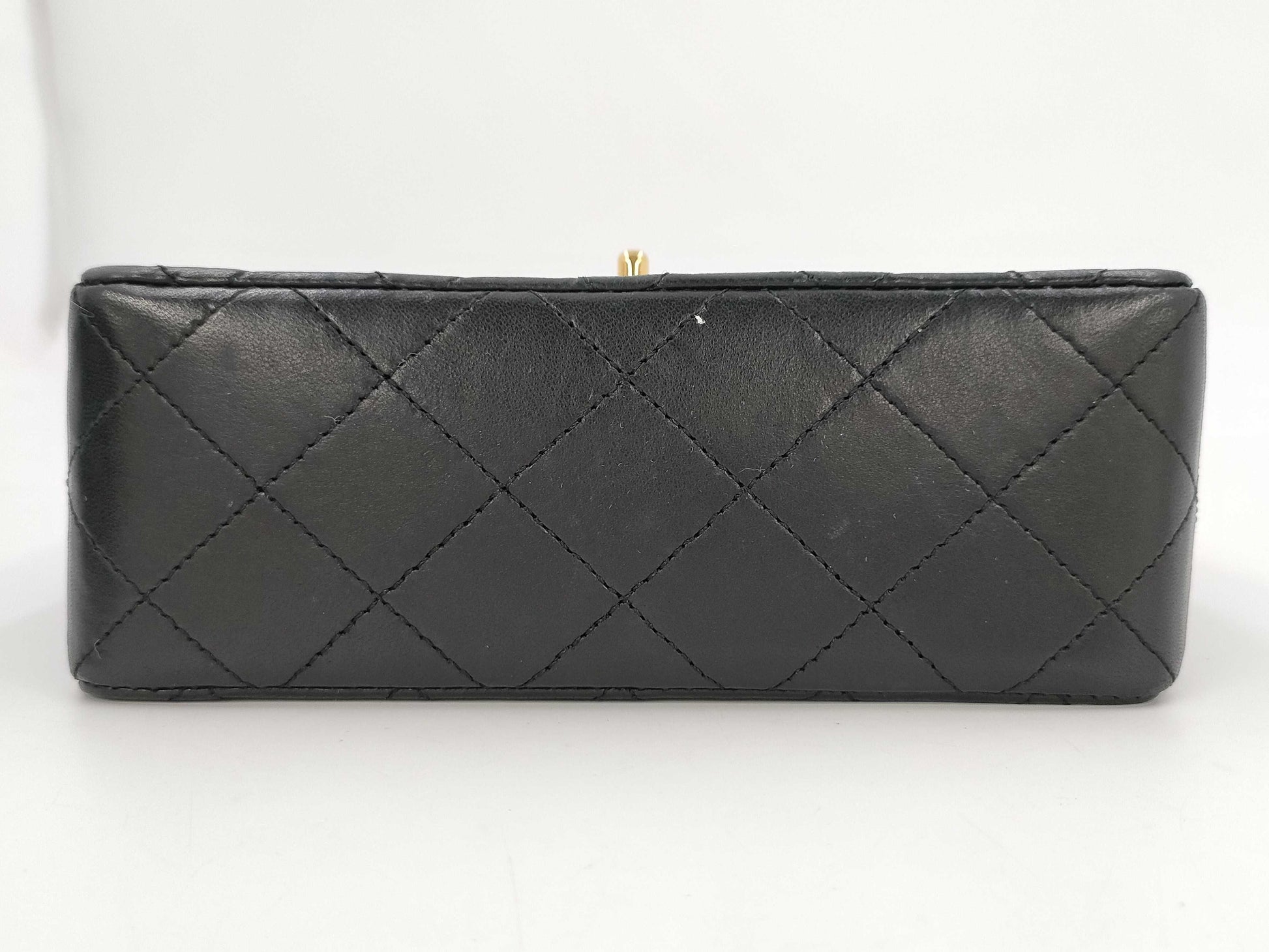 CHANEL CHANEL Lambskin Mini Matelasse 17 S Flap S Chain GD Hardware Black Shoulder Bag