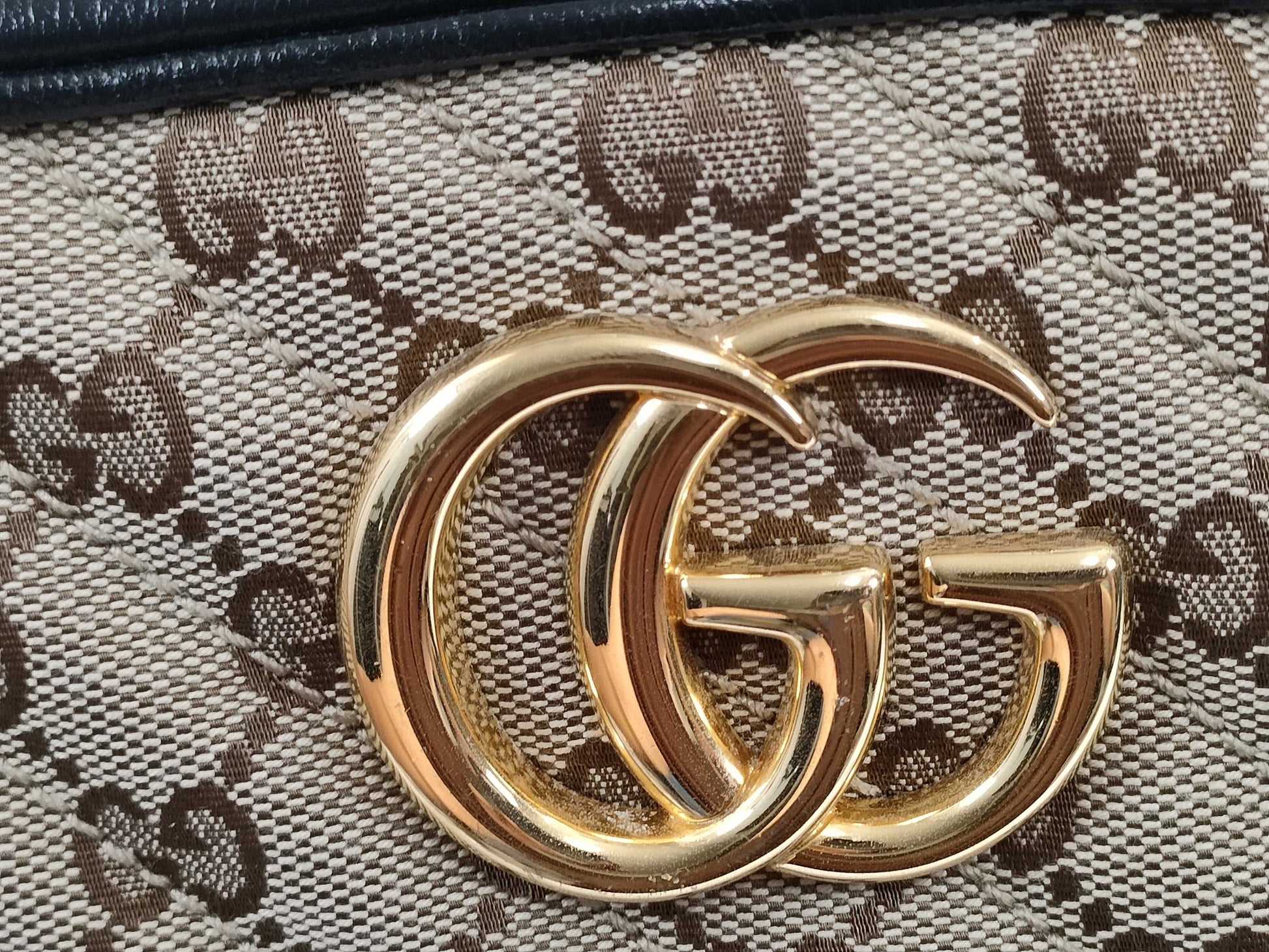 GUCCI GG Canvas GUCCI GG Canvas GG Marmont Canvas and Leather Chain Shoulder Bag with Initials Shoulder Bag