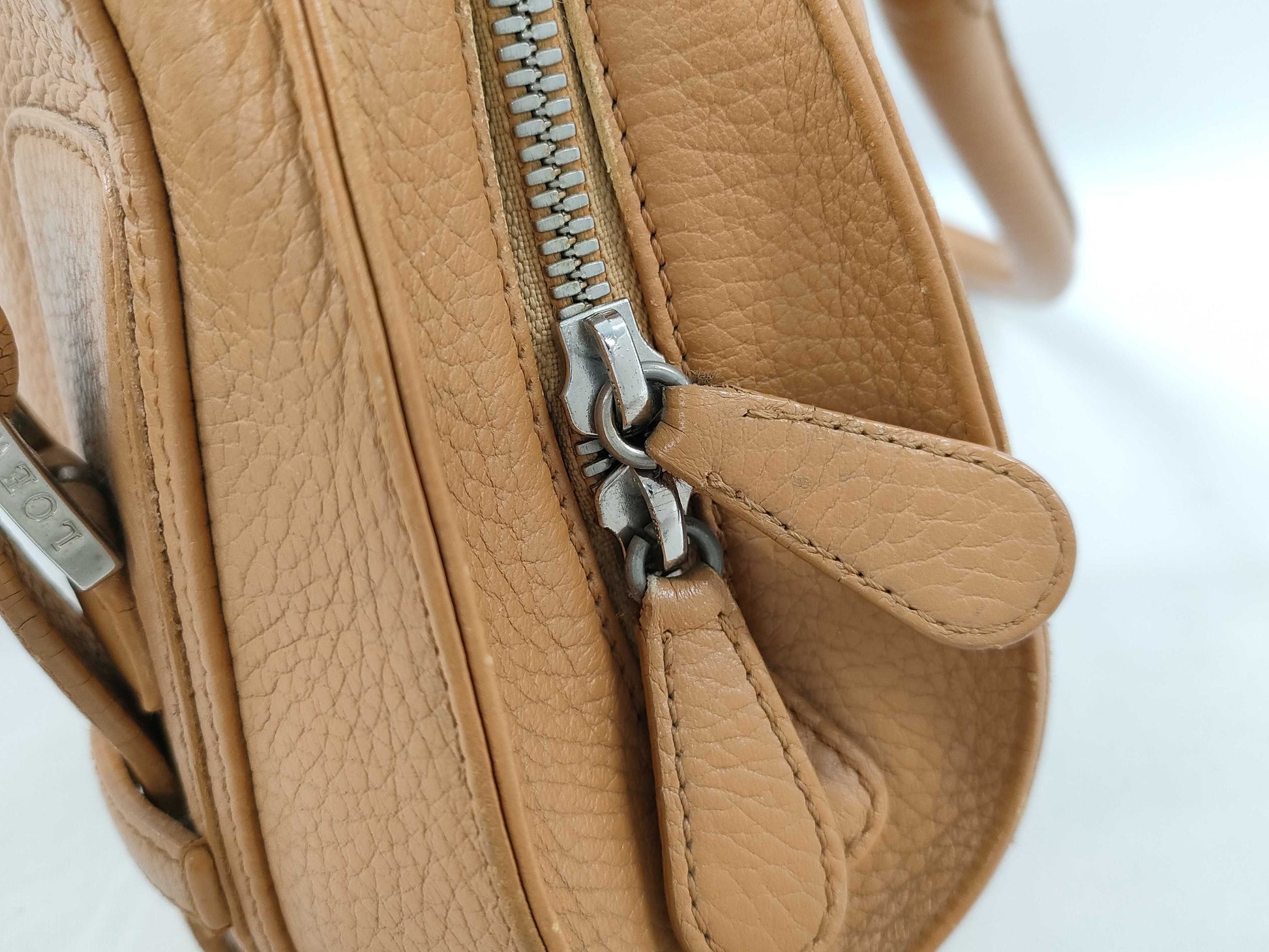 LOEWE Senda Handbag Camel
