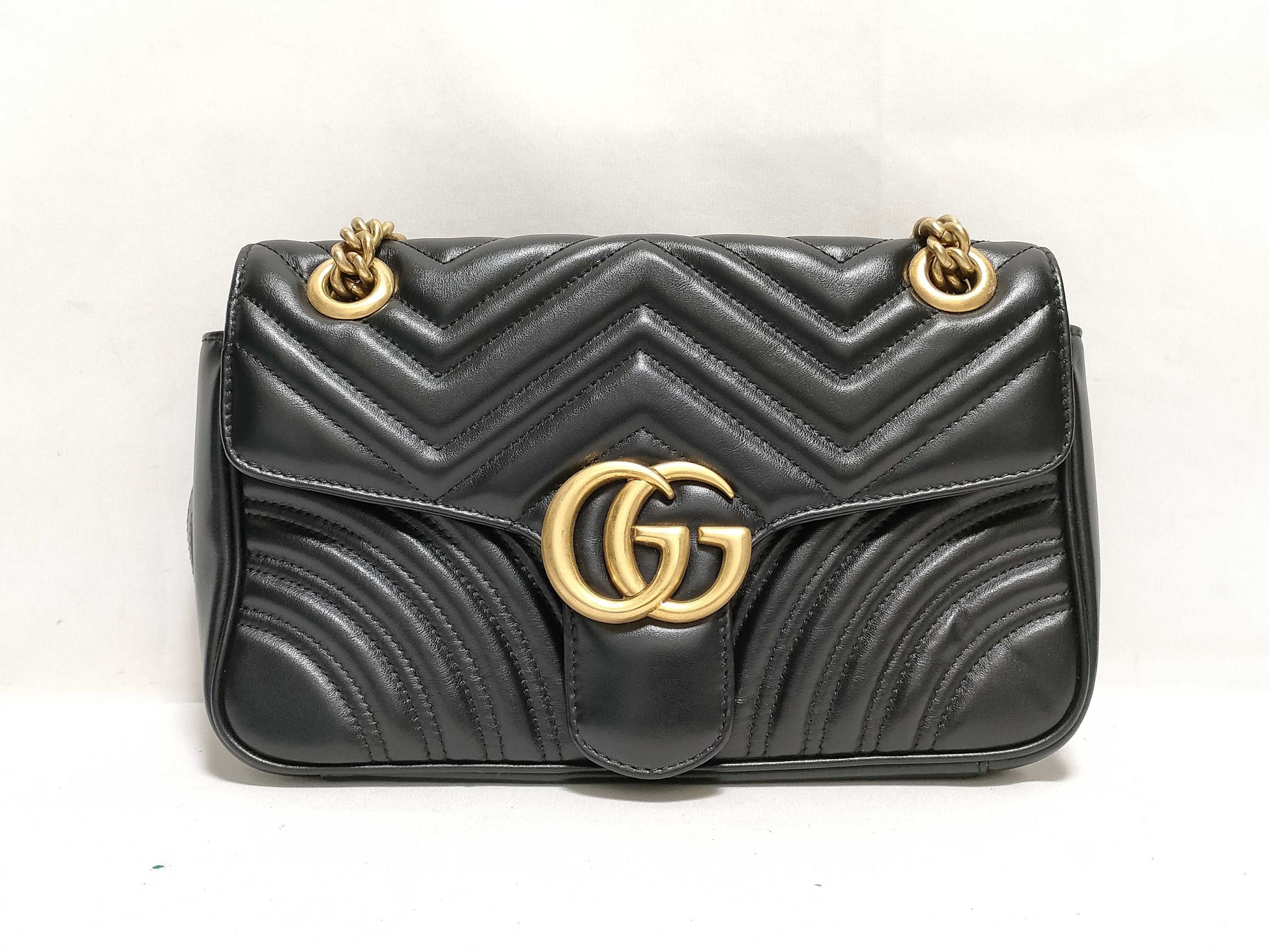 GUCCI Marmont Shoulder Bag
