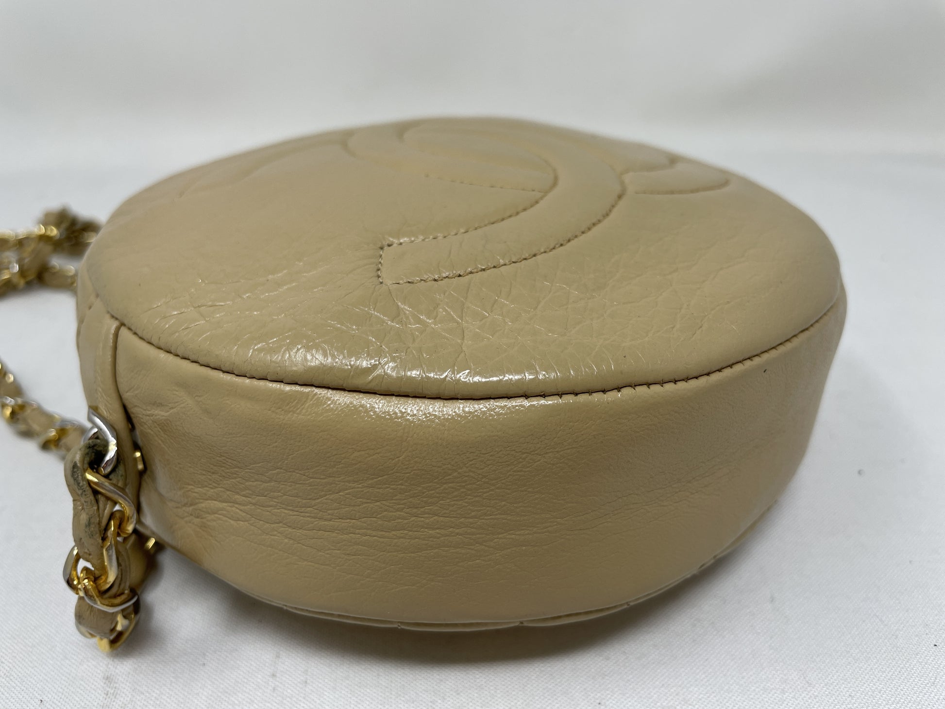 CHANEL Matelasse Coco Mark Round Shoulder Bag