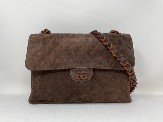 CHANEL Matelasse Turnlock Shoulder Bag