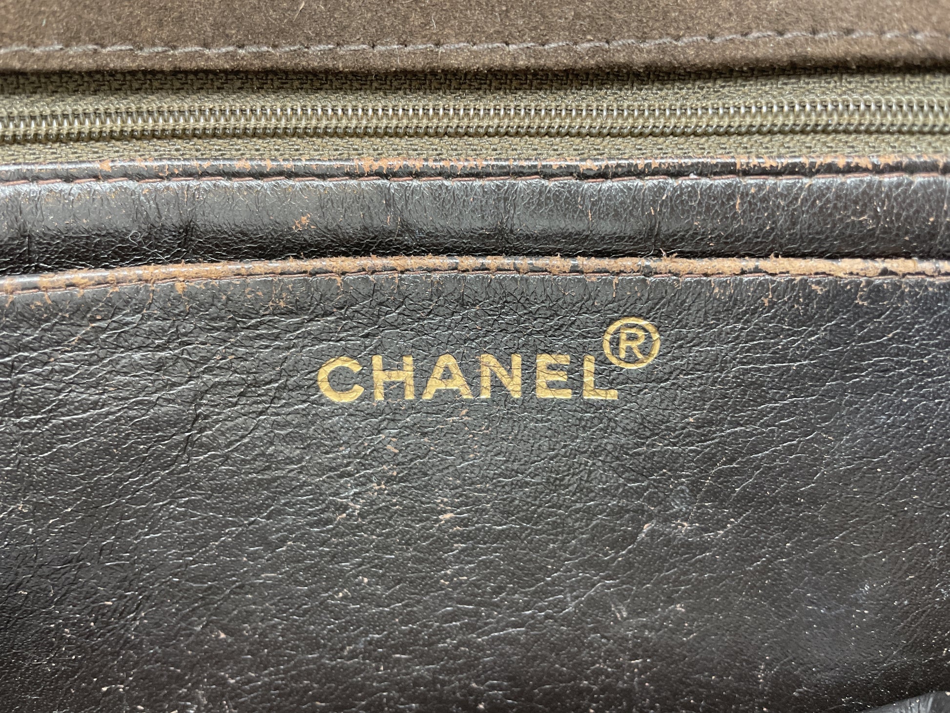 CHANEL Matelasse Turnlock Shoulder Bag