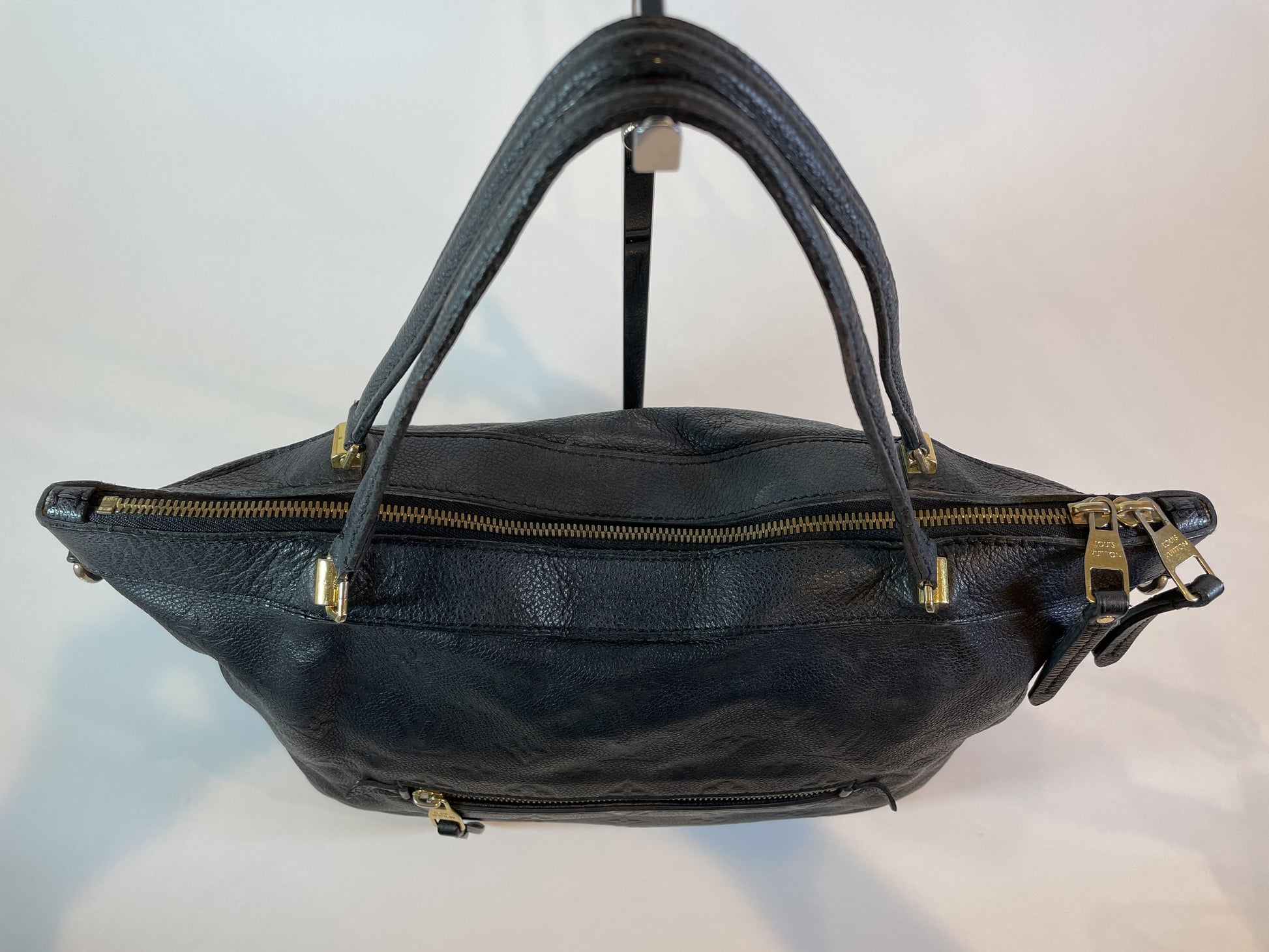 LOUIS VUITTON LOUISVUITTON Empreinte Bastille Shoulder Bag