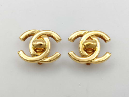 CHANEL Coco Mark Turn Lock 96A Earrings