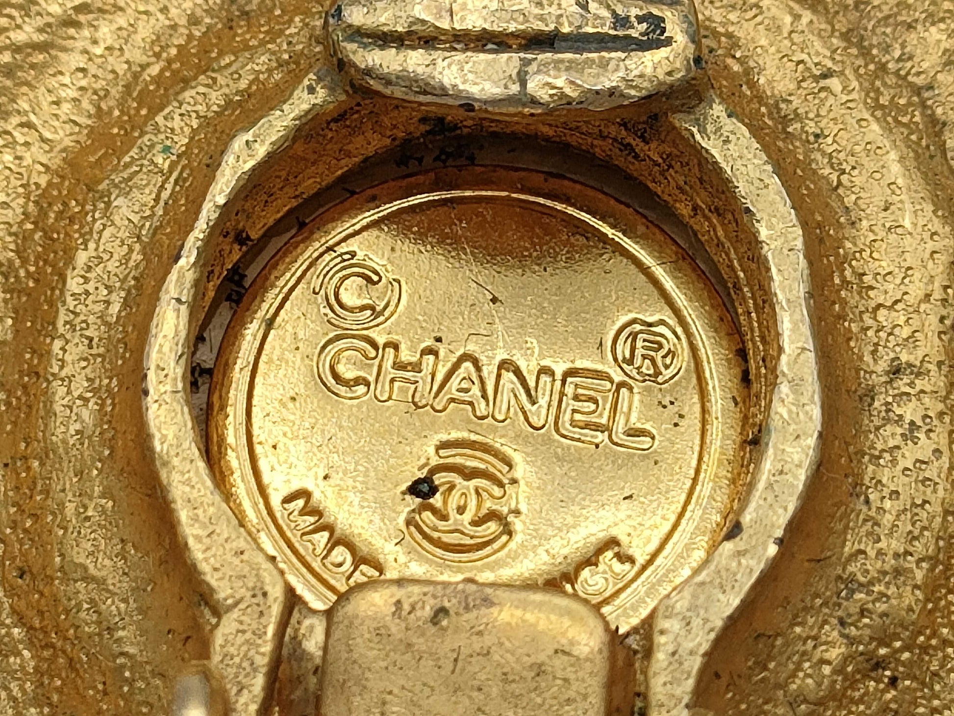 CHANEL pearl earrings