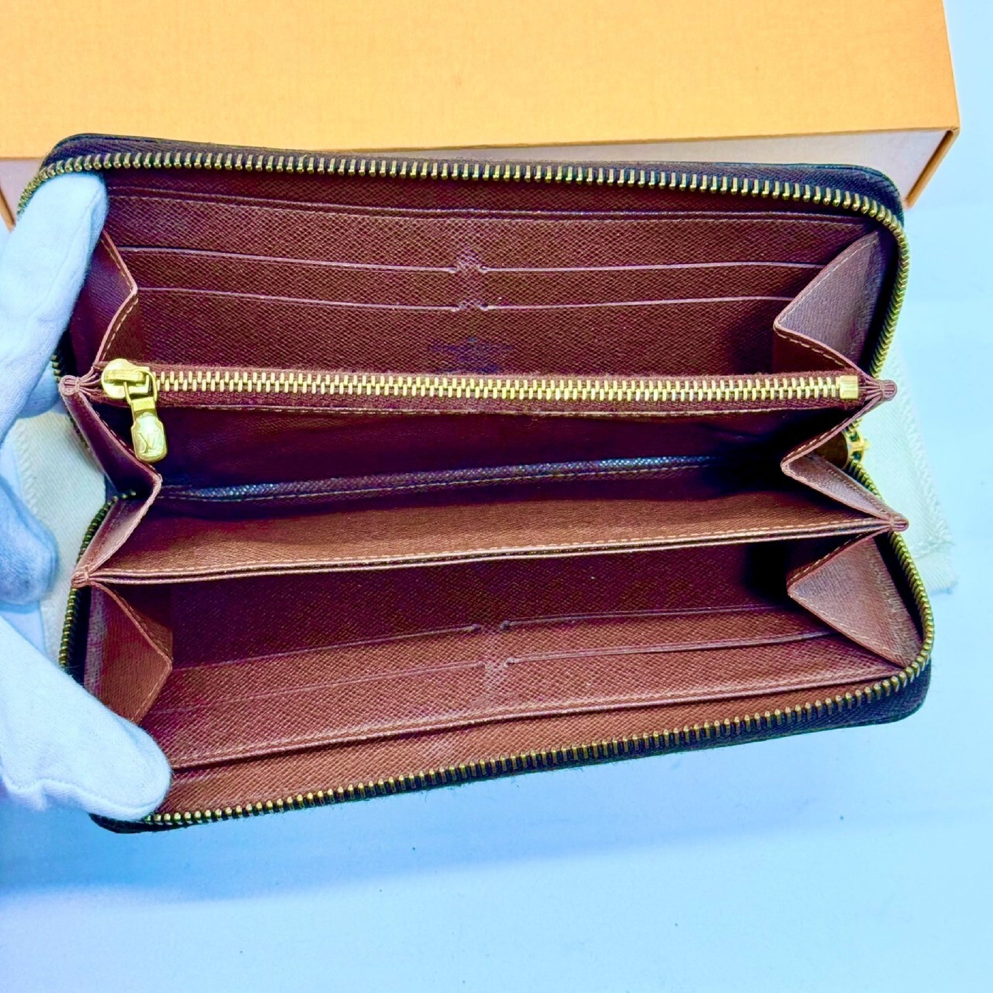 LOUIS VUITTON Monogram Zippy Wallet Long Wallet CA2009 Wallet
