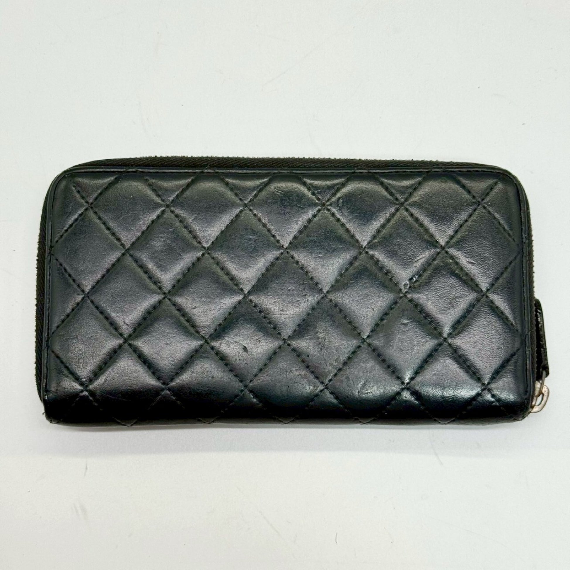 CHANEL Matelasse Lambskin Round Zip Long Wallet 15601568 Wallet
