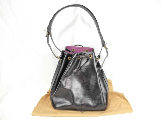 LOUIS VUITTON RFID Unverified AR0996 Epi Louis Vuitton Petit Noe Shoulder Bag Handbag Noir Shoulder Bag