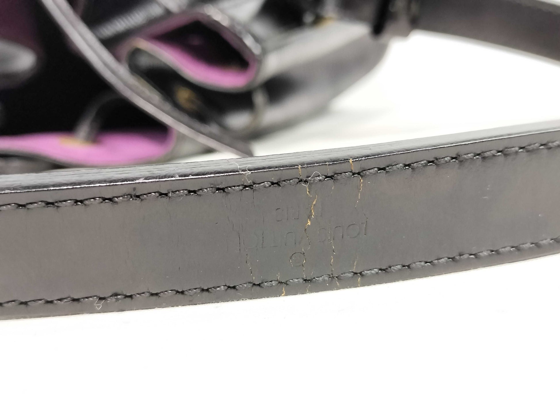 LOUIS VUITTON RFID Unverified AR0996 Epi Louis Vuitton Petit Noe Shoulder Bag Handbag Noir Shoulder Bag