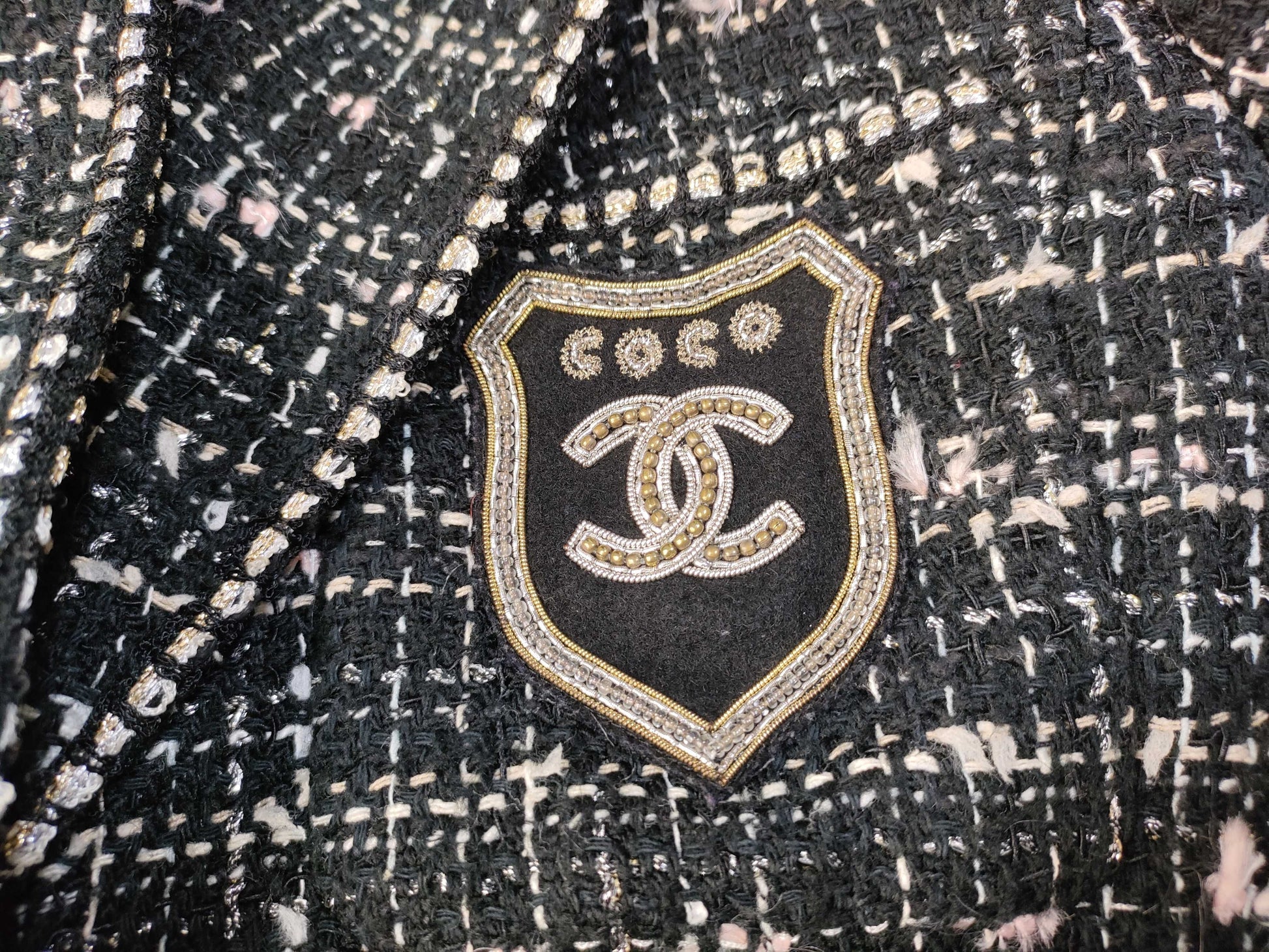 CHANEL CHANEL Emblem Tweed Jacket Size 38 Jacket