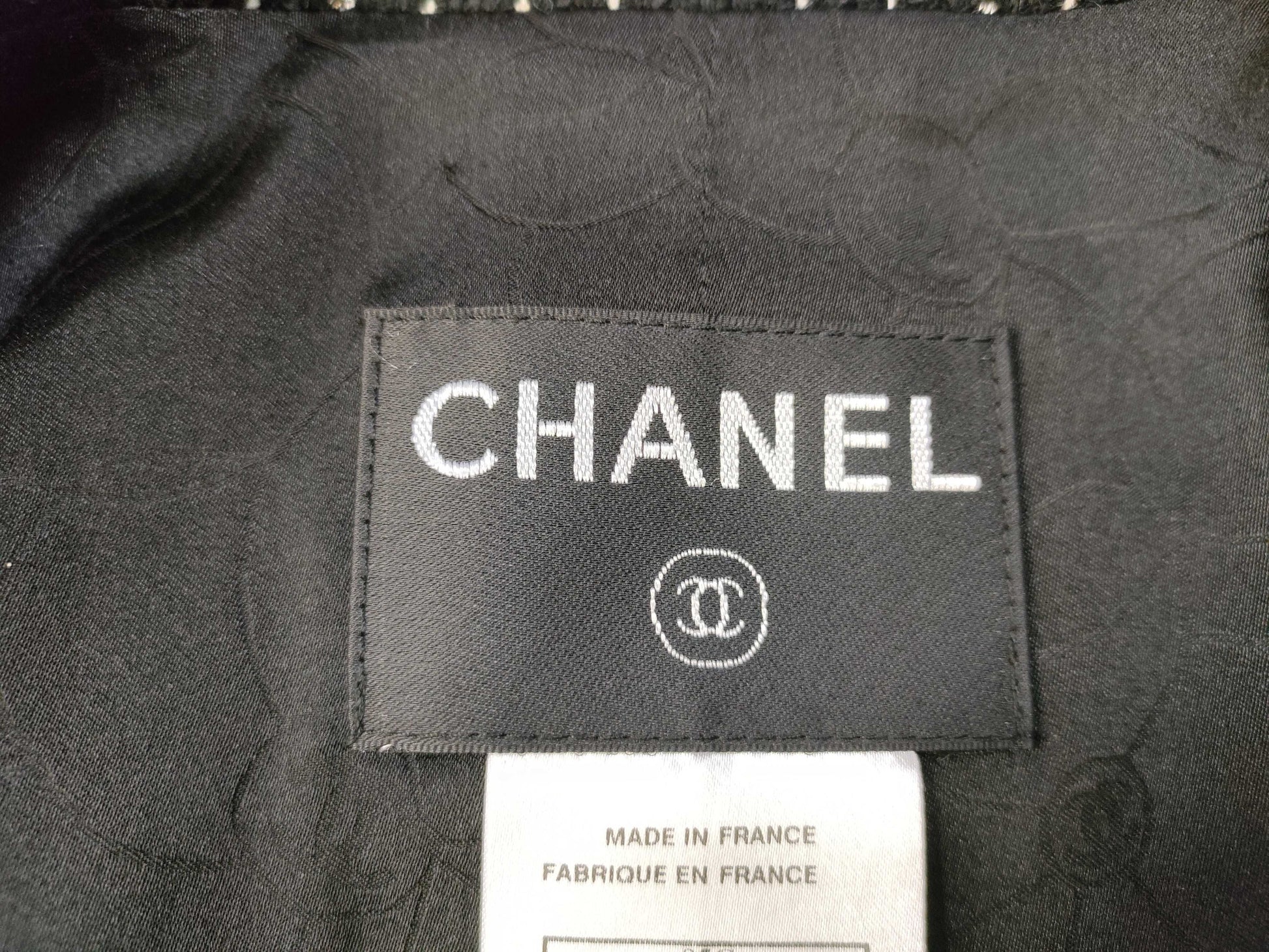 CHANEL CHANEL Emblem Tweed Jacket Size 38 Jacket