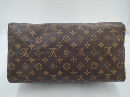 LOUIS VUITTON LOUIS VUITTON Louis Vuitton Speedy 35 Bag