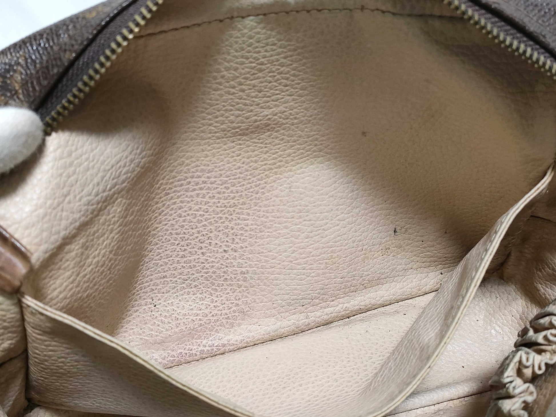 LOUIS VUITTON RFID Unverifiable Serial Number Unverifiable Monogram Louis Vuitton True Toilet 23 Second Bag