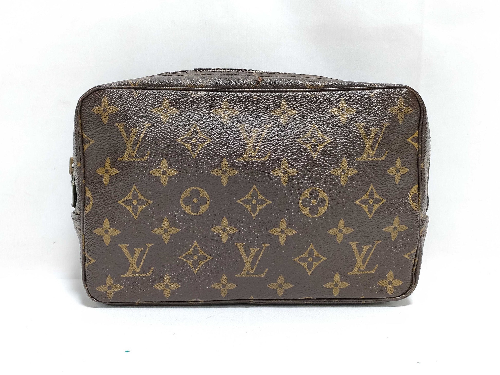 LOUIS VUITTON RFID Unverifiable Serial Number Unverifiable Monogram Louis Vuitton True Toilet 23 Second Bag